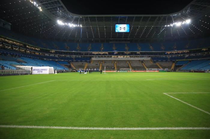 Arena do Grêmio não deve receber grama artificial. Foto: Jefferson Botega/Agência RBS