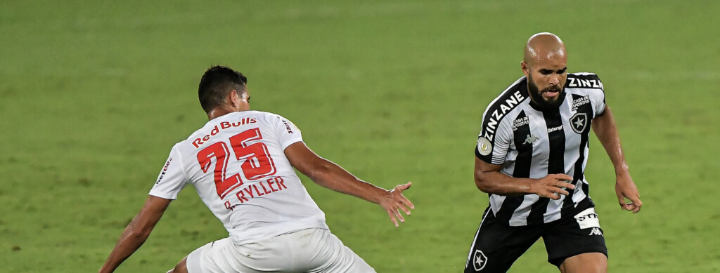 Fortaleza anunciou na manhã deste domingo (20), a contratação de Zé Welison, ex-volante do Botafogo. Em suma, o jogador chega por empréstimo até o fim da temporada.