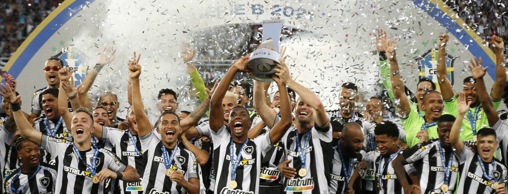 Botafogo: do rebaixamento à compra da SAF