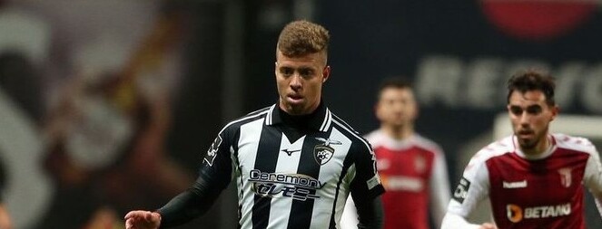 Botafogo contata Portimonense com o objetivo de contratar por empréstimo o meio-campista Lucas Fernandes, ex-São Paulo.