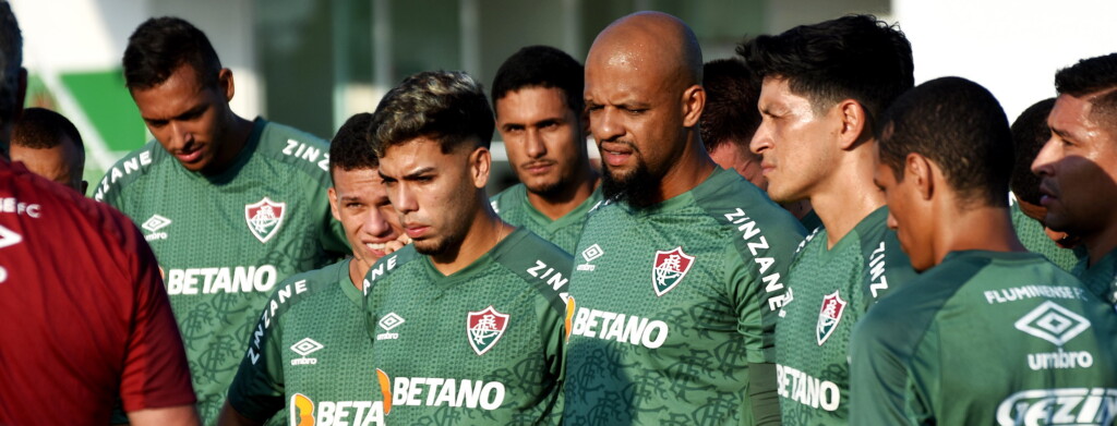 Nesta segunda-feira (4), o Fluminense divulgou os 50 jogadores que defenderão o Fluminense na Copa Sul-Americana de 2022.