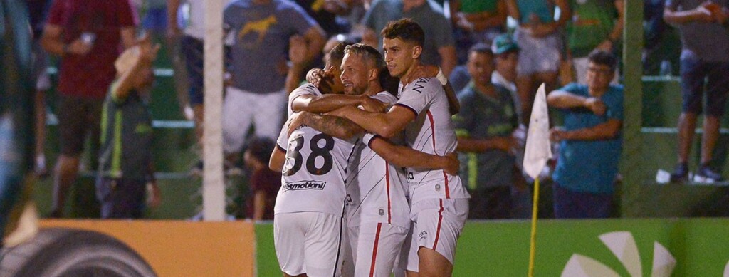 Após nove anos de jejum, o Athletico-PR voltou a vencer seu jogo de estreia na Copa do Brasil. A vitória em questão foi sobre o Tocantinópolis, por 5 a 2.
