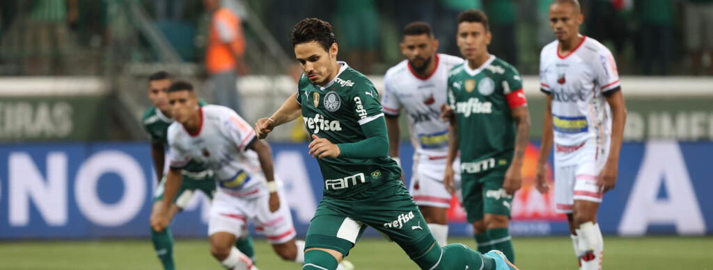 De acordo com o site Footstats, o Palmeiras possui o segundo pior aproveitamento em chutes a gol, com apenas 31%. O Palestra fica atrás somente do Botafogo, com 29%.