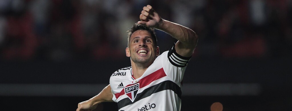 Com seis gols marcados após seis rodadas do Campeonato Brasileiro, Calleri tem o melhor desempenho de um Jogador do São Paulo desde 2003.