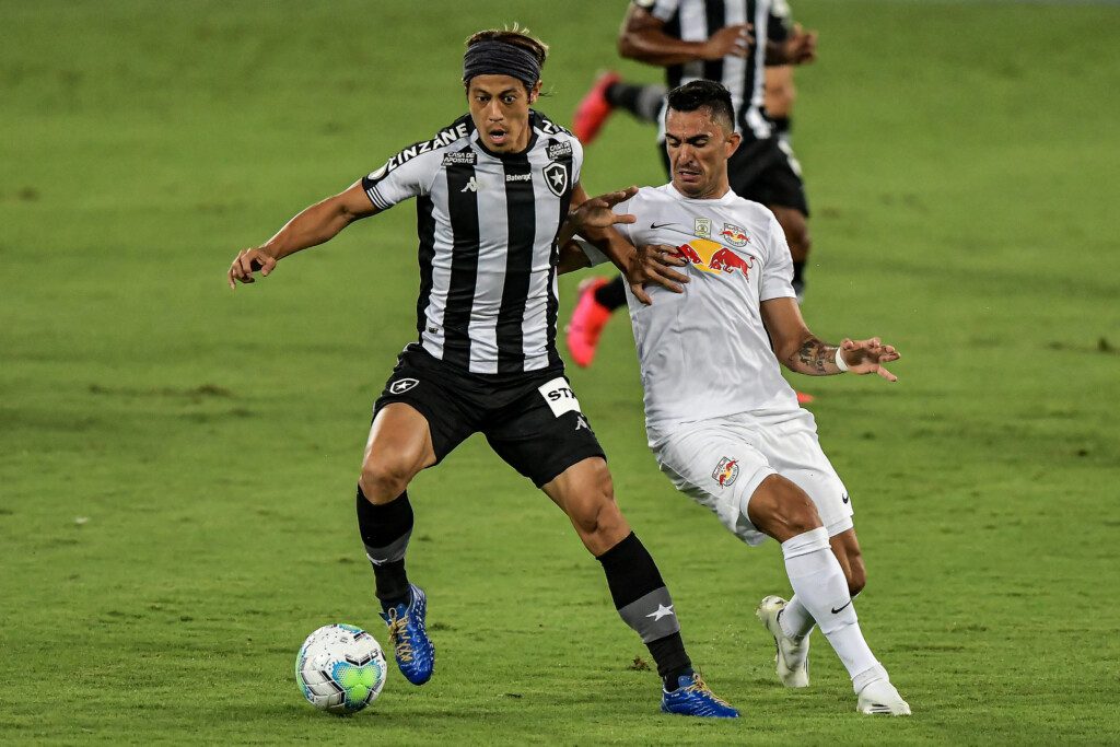 Nesta segunda-feira (04), Bragantino e Botafogo se enfrentam pela 15ª rodada da Série A. O jogo será realizado no Nabizão, às 20h (Horário de Brasília).