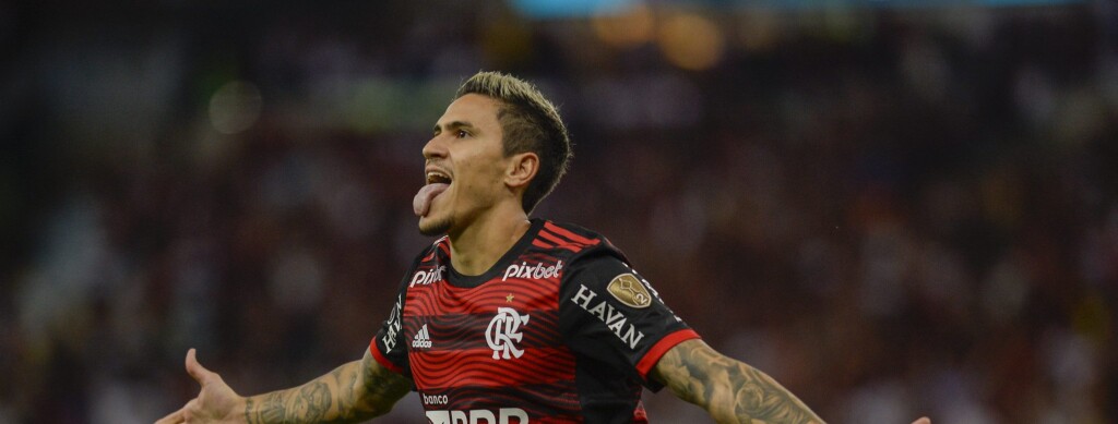 Com oito gols marcados na Conmebol Libertadores, Pedro desbancou Rafael Navarro, do Palmeiras, e se isolou na artilharia da competição sul-americana