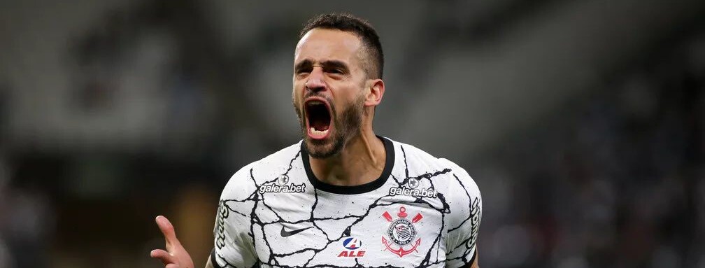 Em 898 minutos na titularidade do Corinthians, Renato Augusto atingiu marcas expressivas no Campeonato Brasileiro. Confira os números do meia